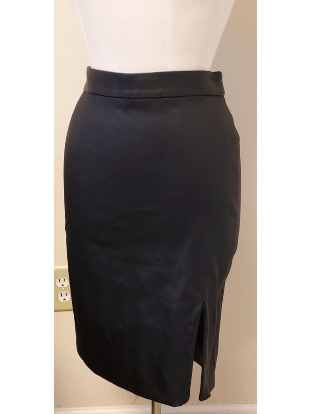 Theory Pencil Midi Skirt Size 8 Black Leather
